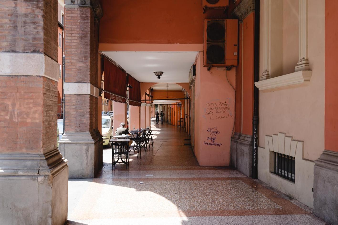 La Favolosa Casa Di Amelie Болонья Экстерьер фото